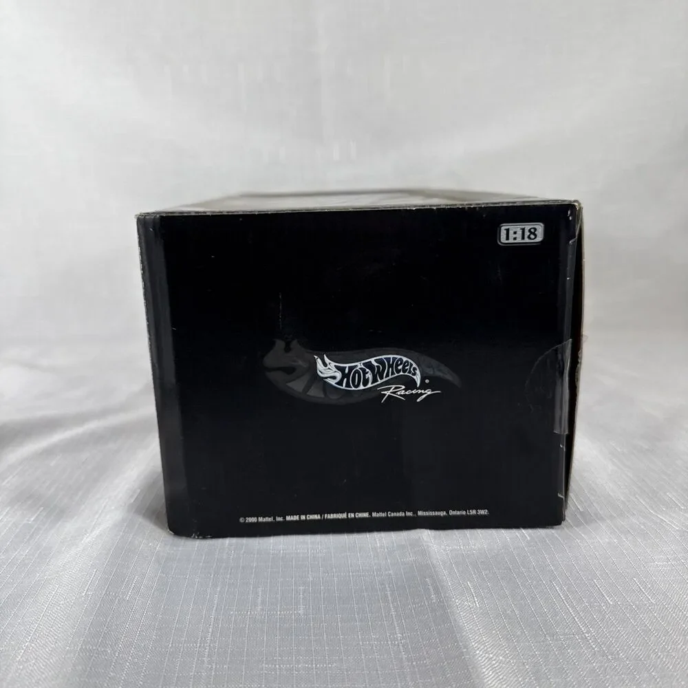 Hot Wheels Racing 1:18 Ferrari F2003-GA Michael Schumacher